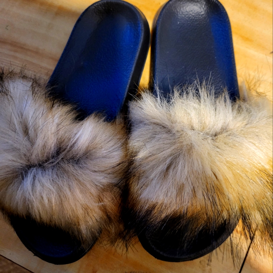 Fur Brand New Slip On Blk Fri Fur Brand New Slip On Blk Fri